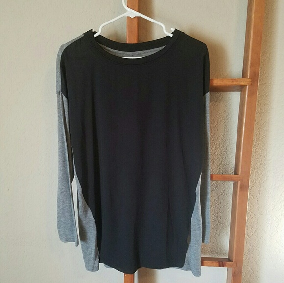 Lou & Grey Tops - NWOT Lou & Grey Long Sleeve Blouse Size Medium